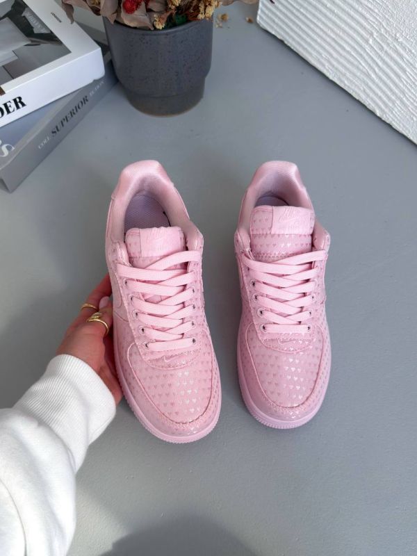 Low Valentine`s Day Pink 36