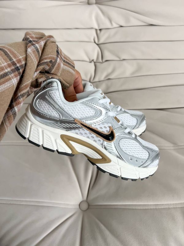 Zoom Vomero 5 RNR Silver/Gold 36