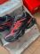 9060 Black/Red 40