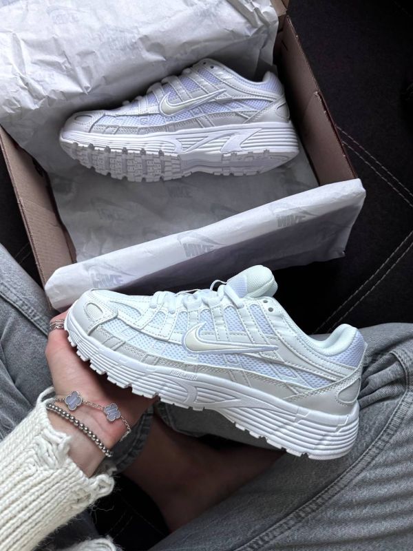 P-6000 White 37