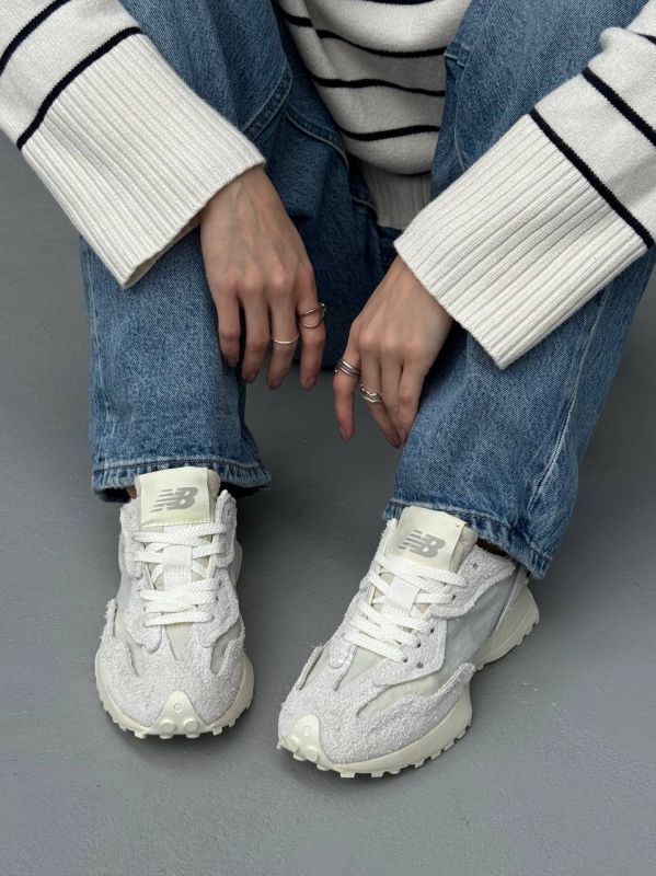 327  Beige 38