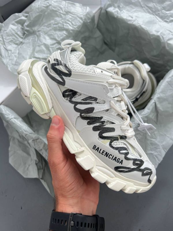 Balenciaga Track Logo 37