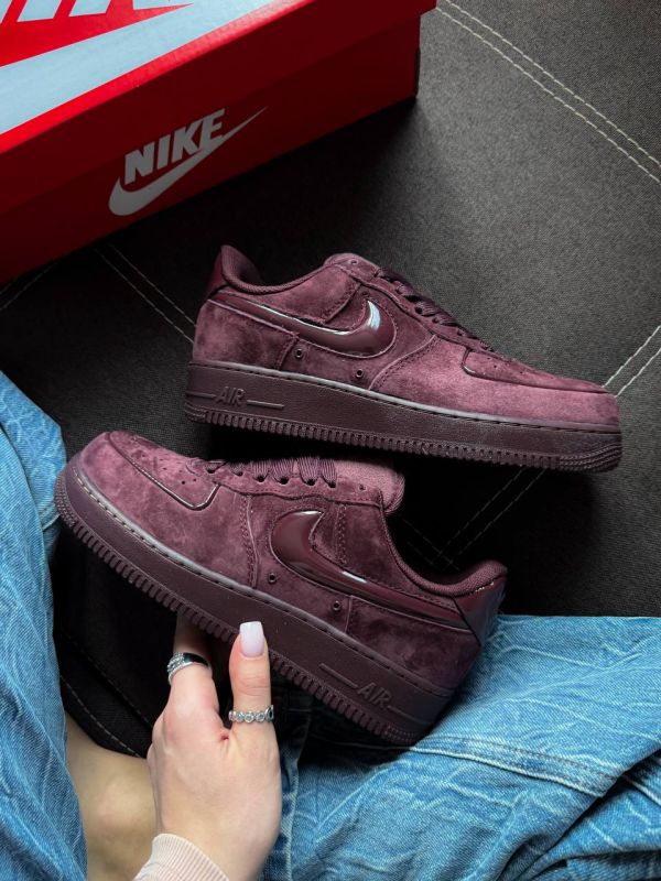 Air Force 1 Burgundy Crush 37