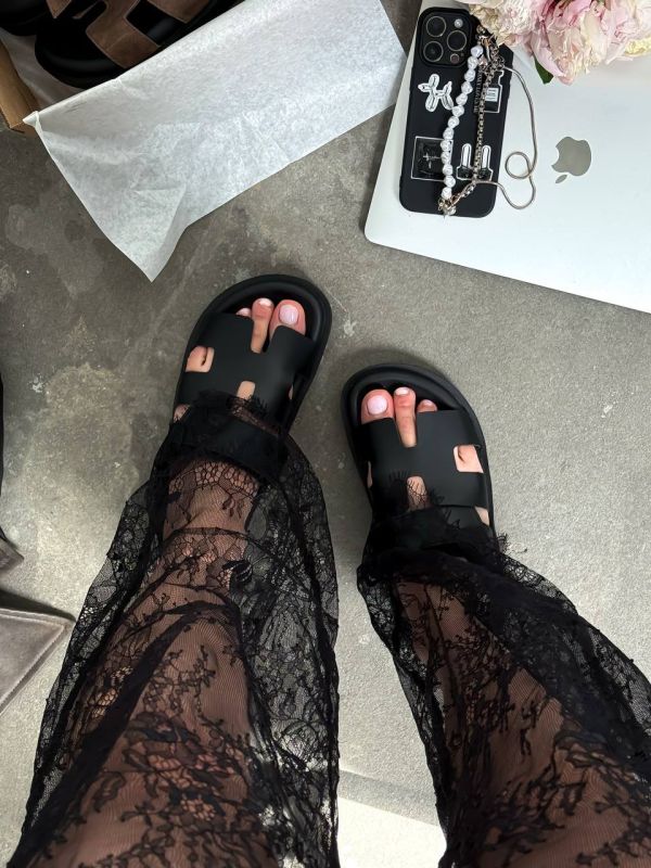 Black 36