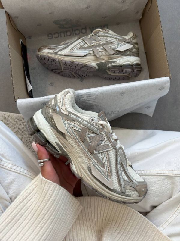 NB1906A "Concrete Silver Metallic" 36