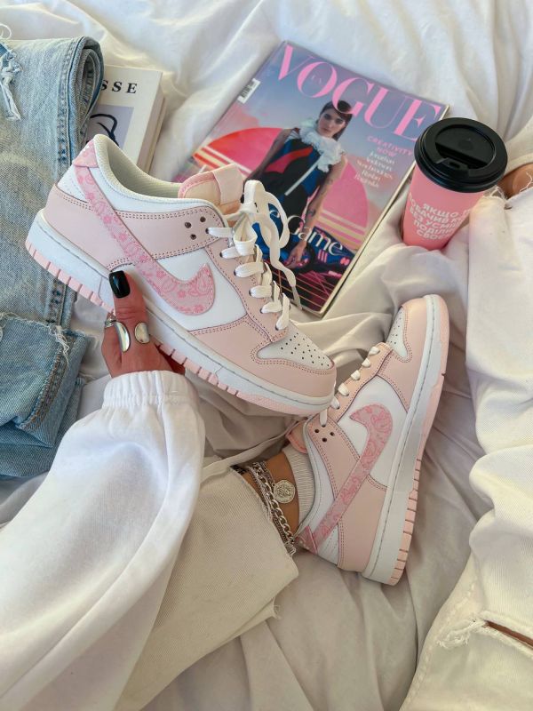 SB Dunk Pink 40