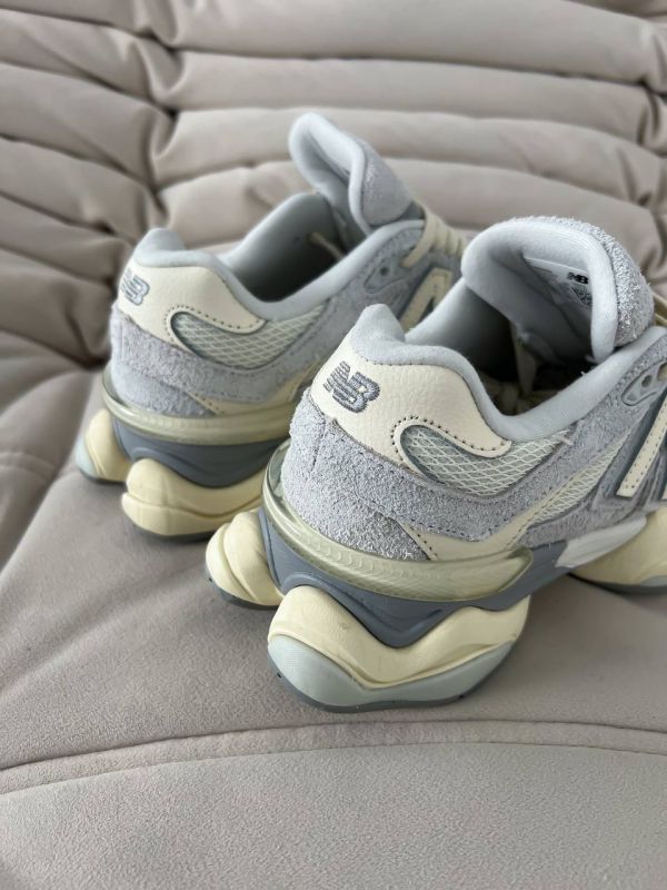 9060 « QUARTZ GREY » 38