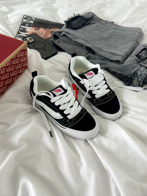 KNU OLD SKOOL BLACK / WHITE premium 38