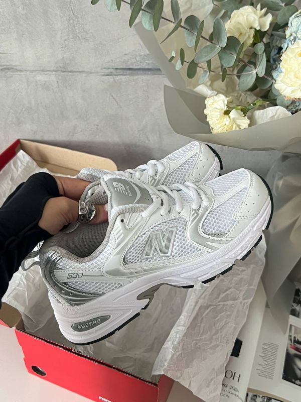 530 White/Silver 36