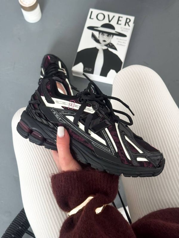 NB1906A Black