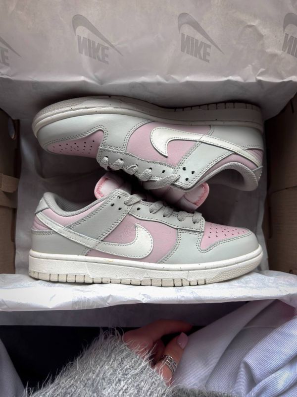 Dunk Low  Pink/Grey