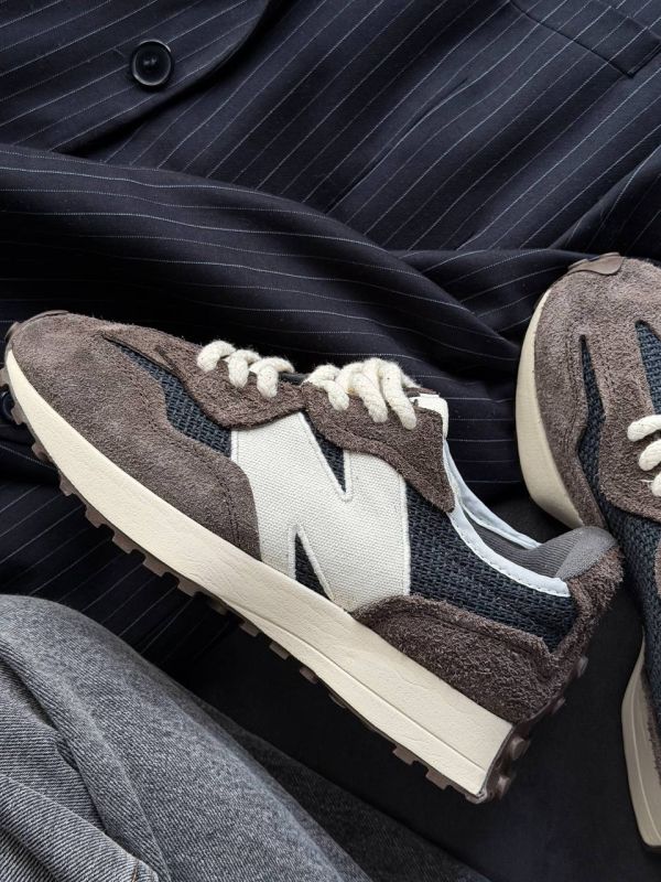 327 Brown 36