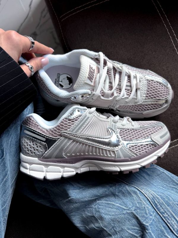 Zoom Vomero 5 Silver 36