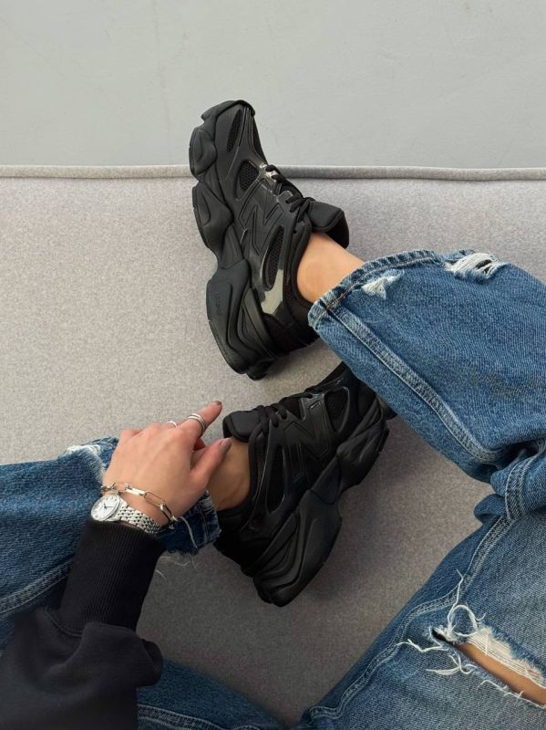 9060 Black 36