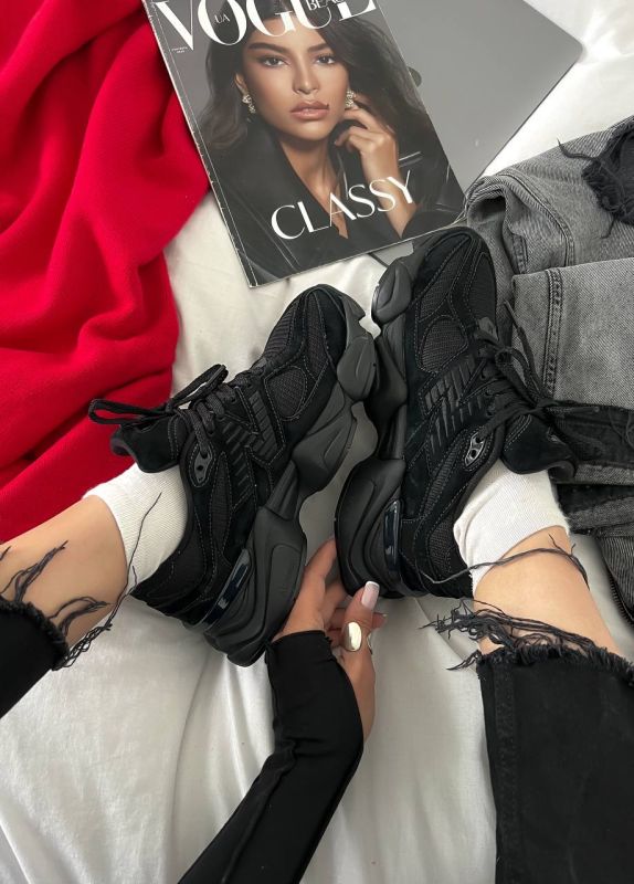 9060 Full Black 38