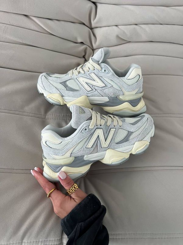 9060 « QUARTZ GREY » 38