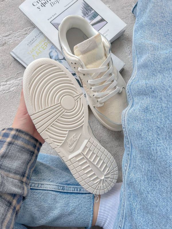 DUNK LOW WMNS ‘LACE PACK - REGAL BEIGE’ 37