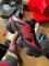 9060 Black/Red 40